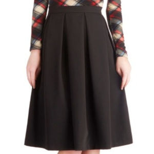 Modcloth - Myrtlewood Pleated skirt w/ pockets 4X